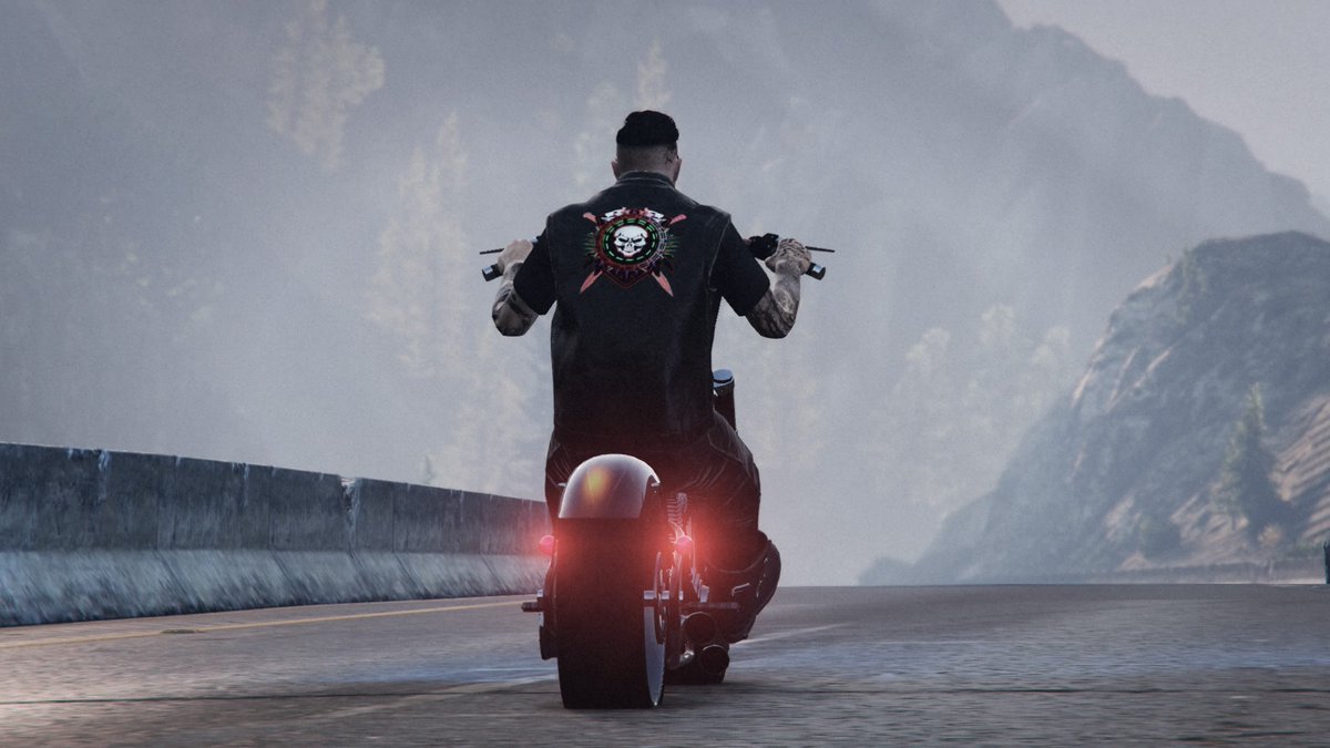 AllThatGames2's tweet photo. Riding all alone 
@RockstarGames 
@Waveform_Gaming 
@gridcoreRTs 
@GamerRTService 
#GTAOnline #GTA5 #GTAPhotographers https://t.co/ZZKuH1dQG1