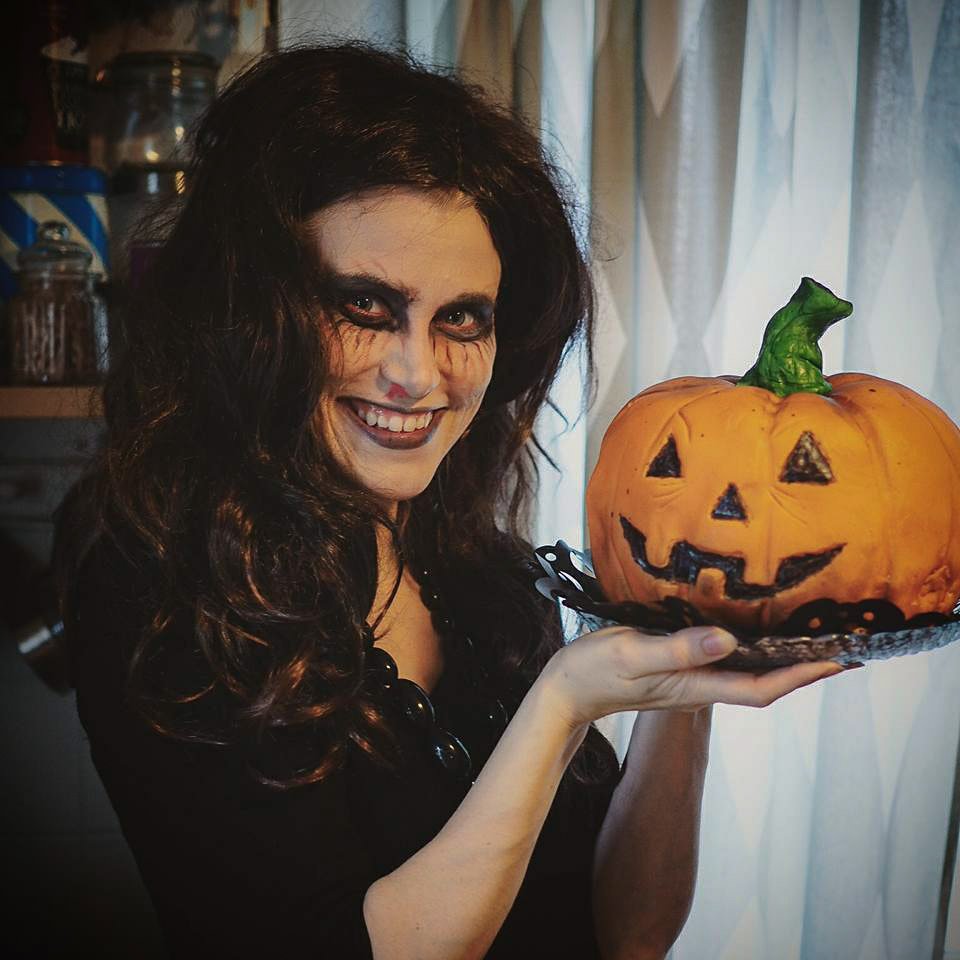 Ruoka_fi's tweet photo. @Piparkakkuakka  -blogissa valmistaudutaan halloweeniin. #Halloween #ruokafi #ruoka
https://t.co/HhkV6HSwog https://t.co/txp6vB3yxM