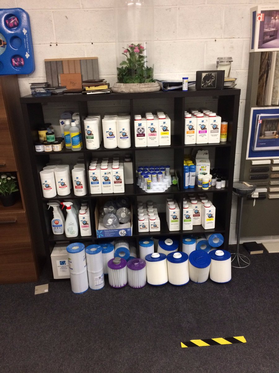 SplashoutHotTub's tweet photo. Our new Grand Bahama!! Come and see it today! Plus a fantastic selection of chemicals for all your hot tub needs! https://t.co/8dI53P7eET
