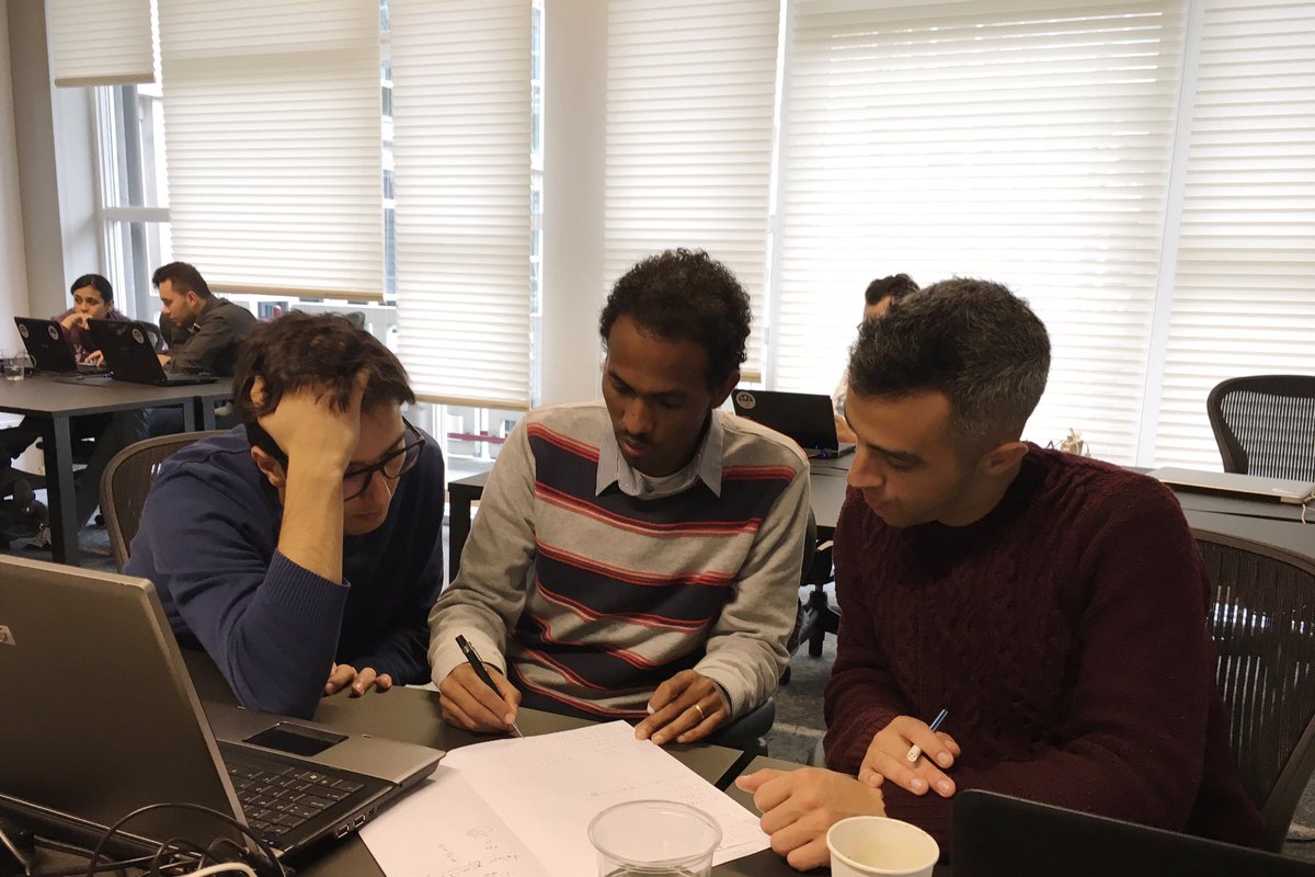 Restart_Network's tweet image. Monday rise and grind! Our students working hard learning about PHP. #Code4All #mondaymotivation