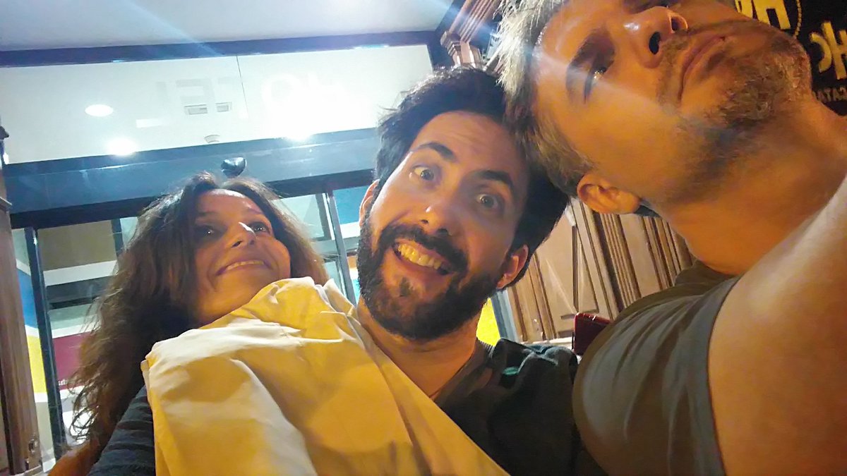 A VeCes Al Cerrar Una PreCiosa PuerTa... Se abre oTra COJONUDA 😉👍👍 SieMpre <a href="/NFAURA/">NATALIA FAURA</a> sieMpre <a href="/Juanjo_Cardillo/">Juan José Cardillo</a> sieMpre <a href="/isrjim/">Israel Jimenez</a> sieMpre T ...😉