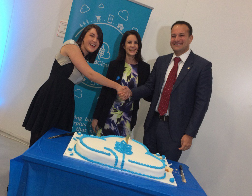 LeoVaradkar's tweet photo. And great to declare this new @FoodCloud partnership fully operational #foodcloudhubs https://t.co/Rev0zpXgao