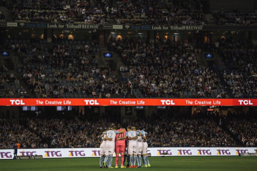 Tim_Cahill's tweet photo. One more sleep till the Melbourne Derby 👊🏽👊🏽👊🏽 like always we are focused. Let's enjoy this game 😁 @MelbourneCity #together #FEARLESS https://t.co/HrUJcTIAXn