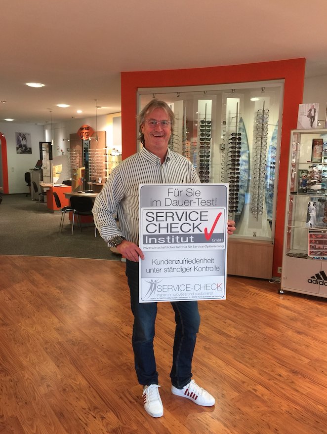 serviceinstitut's tweet photo. #ServiceCheck nun auch bei #Optikern! Willkommen #Optik #Geyer in #Erding!
https://t.co/QZNTx52CJZ https://t.co/Op1JiyuySe