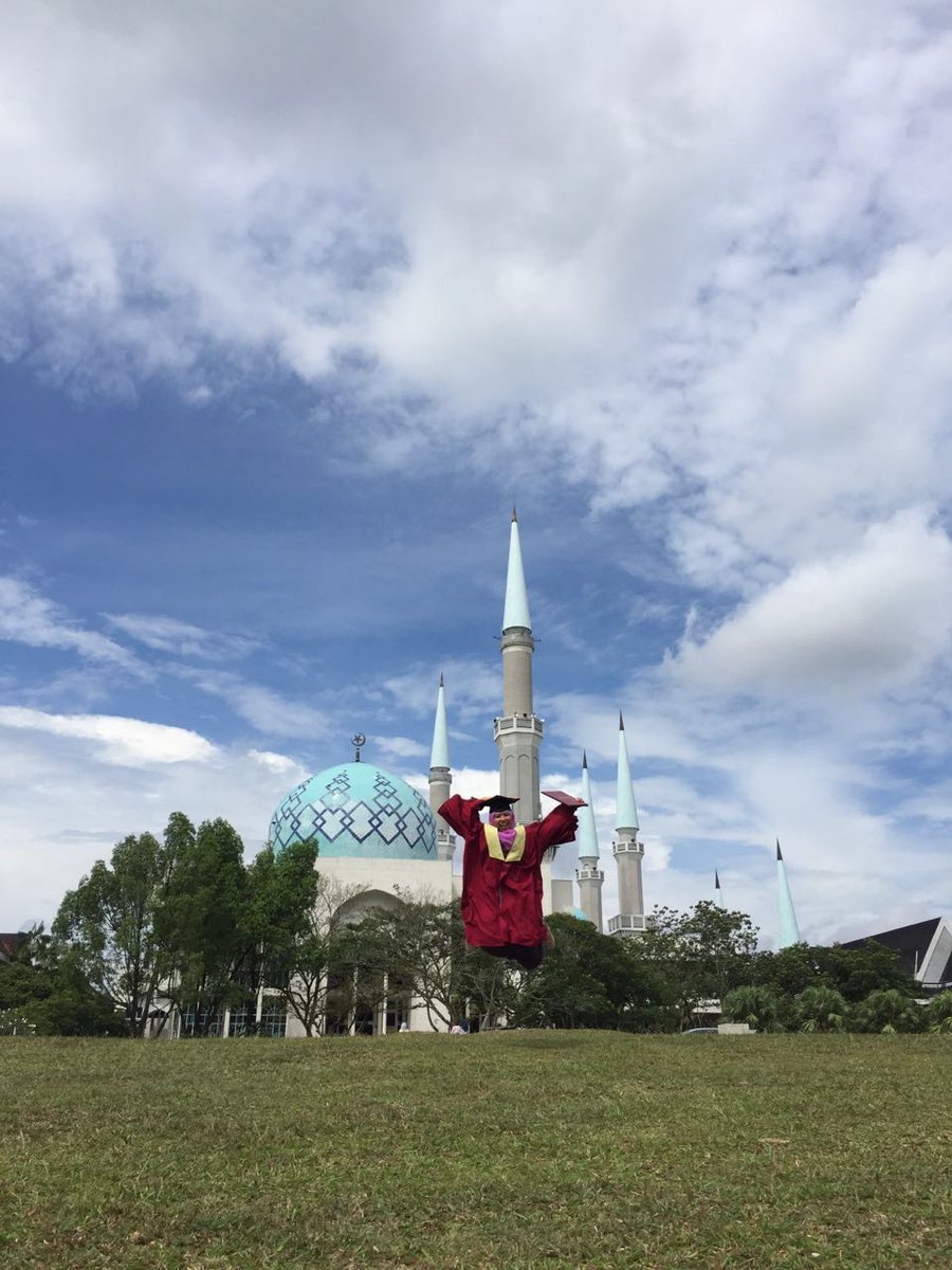 syusukesyafa's tweet photo. #UTM57thconvocation https://t.co/WunUDR910R