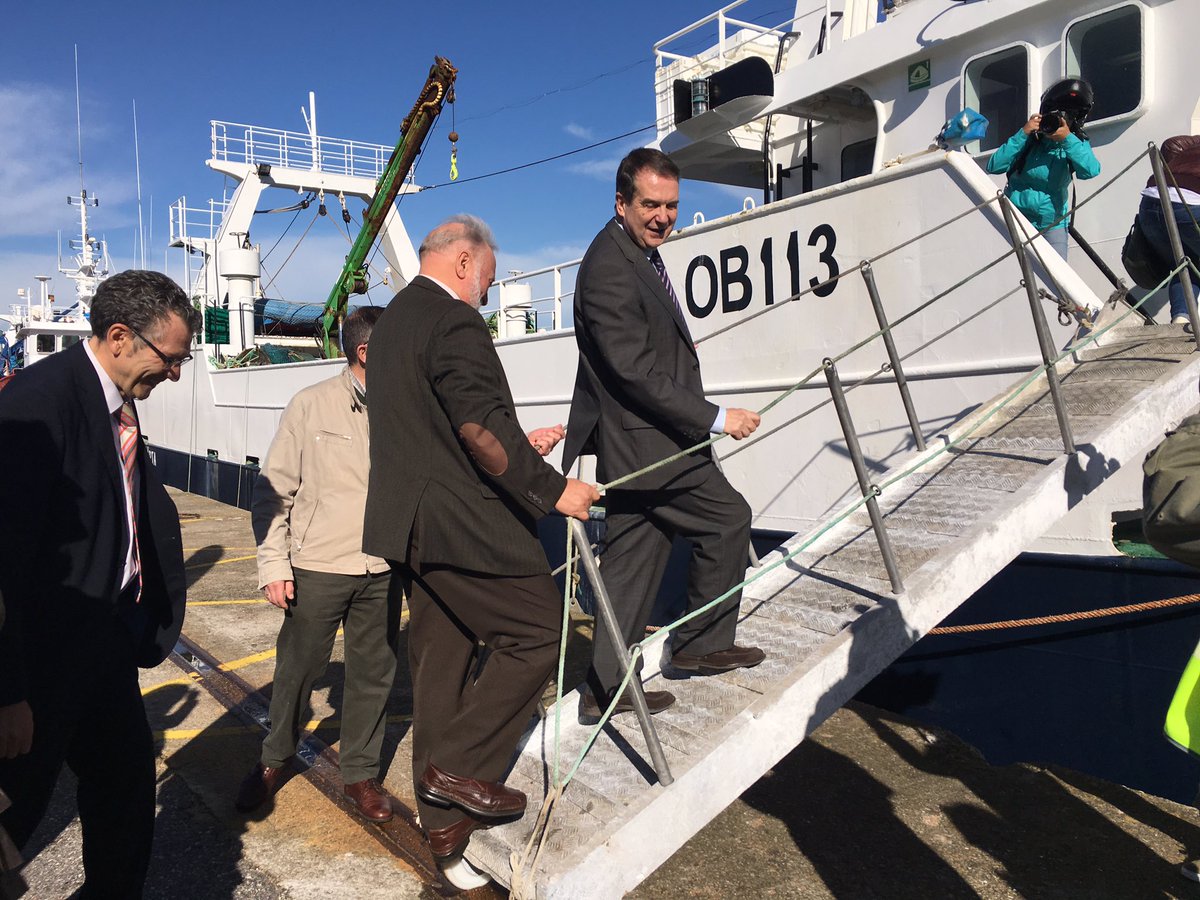 PuertoDeVigo's tweet photo. #Vigopesqueiro turismo industrial en #Vigo organizado por @FUNDAMAR_ https://t.co/bfBvAppU08