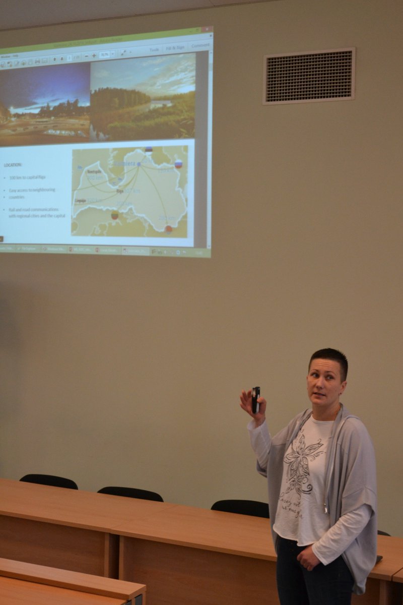 VidzAugstskola's tweet photo. Šodien sākas intensīvai studiju kurss "Management simulation game",kas pulcē vairāk kā 60 studentus no dažādām studiju programmām. #ViAVOC16 https://t.co/pEpkV9FukZ