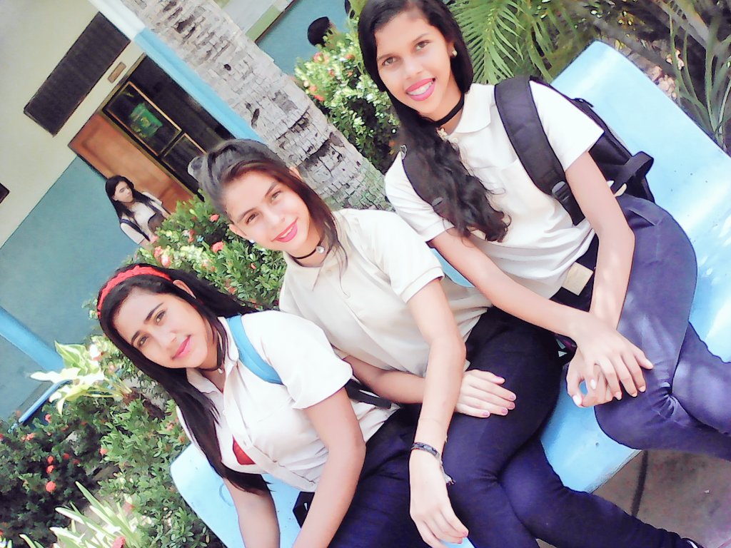 katyboyd2000's tweet photo. Las requete amooo #bff https://t.co/ZLk2E4f5rR