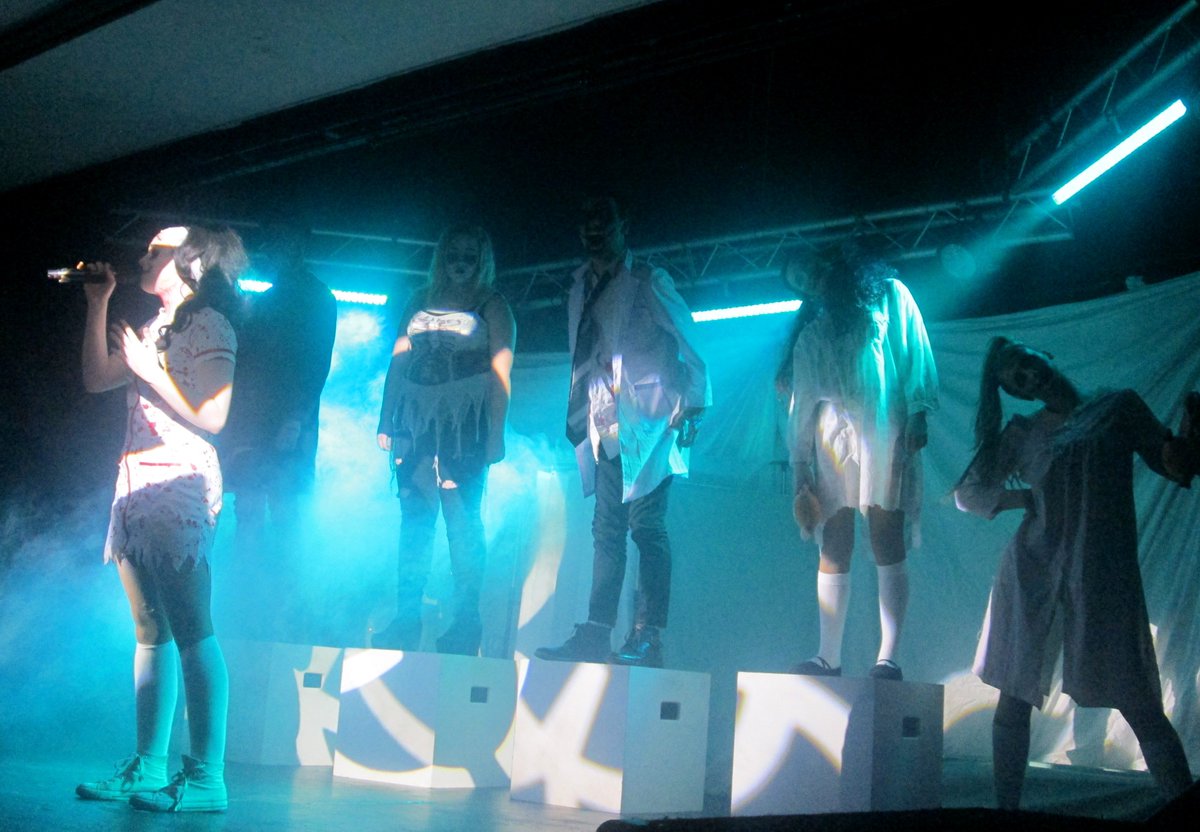 ruby_thankyou's tweet photo. Had a great time last night at Greenacres Insane Asylum @FunStarsGoLive Thank you! https://t.co/AWWYHoCkOr
