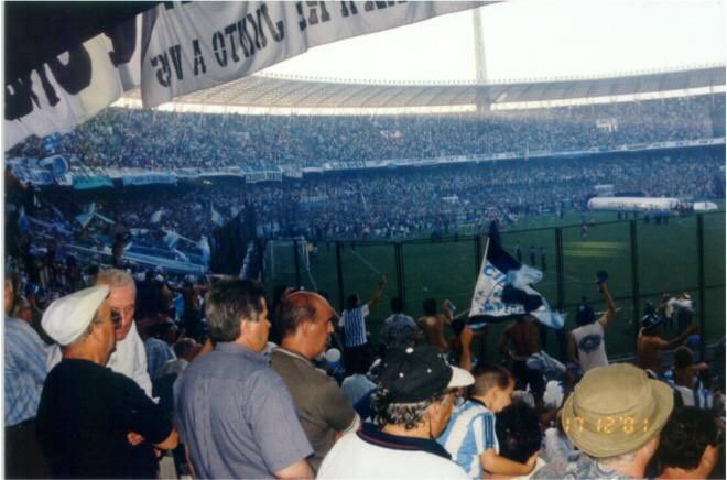 Joyitas/perlitas de Racing Cvi6-bHWYAAiqUf