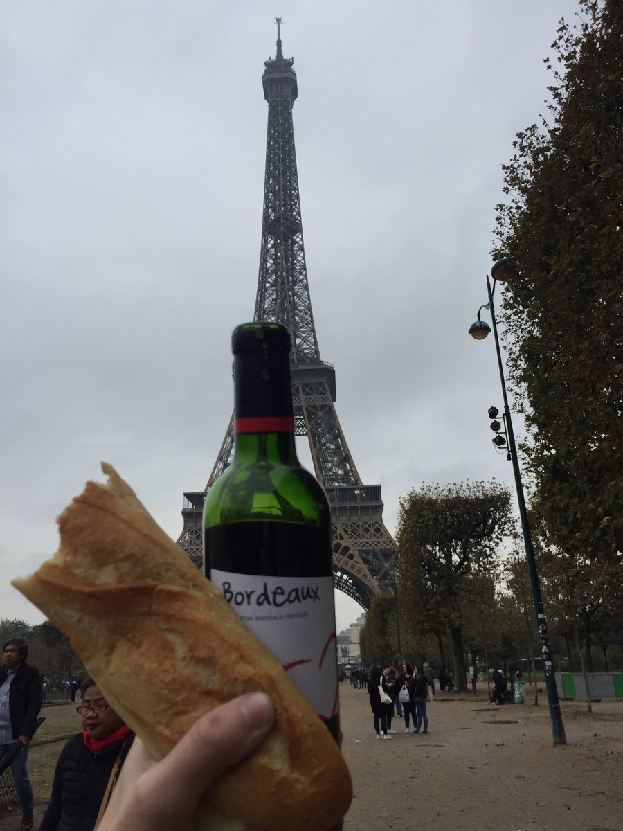 Im_McKayla's tweet photo. Paris has treated me well 🇫🇷🗼 https://t.co/TVGVoacSqC