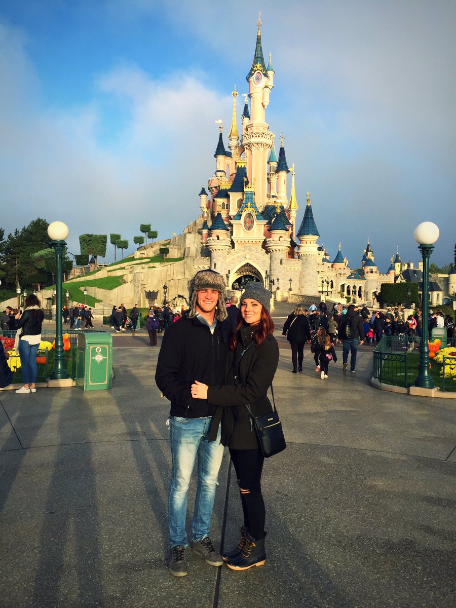 Im_McKayla's tweet photo. Paris has treated me well 🇫🇷🗼 https://t.co/TVGVoacSqC