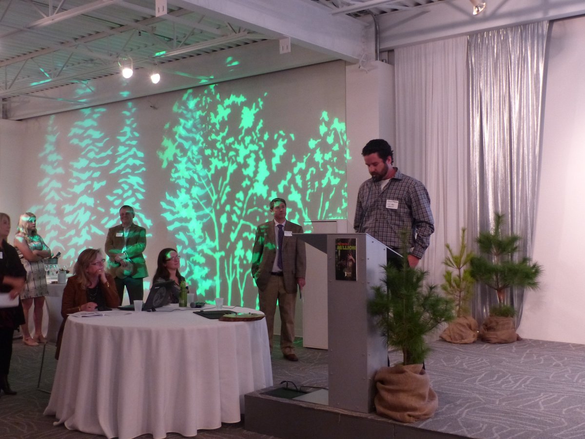 CLCTREESERVICES's tweet photo. Thanks to all the hard-working people at @rfldn who help to make the Forest City a little greener. You are the #toasttotrees masters! https://t.co/0toIeQV4HX