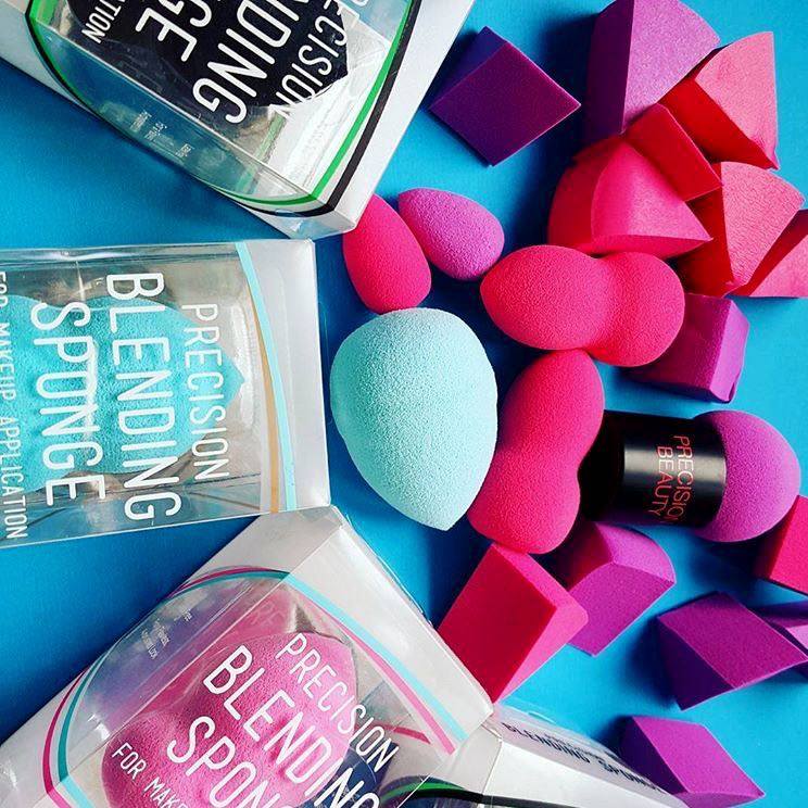 swisscobeauty's tweet image. A #makeup lovers dream come true - #Swissco blending sponges in all shapes and sizes! Shop: ht.ly/Vugs305jPlj #BlendingSponge