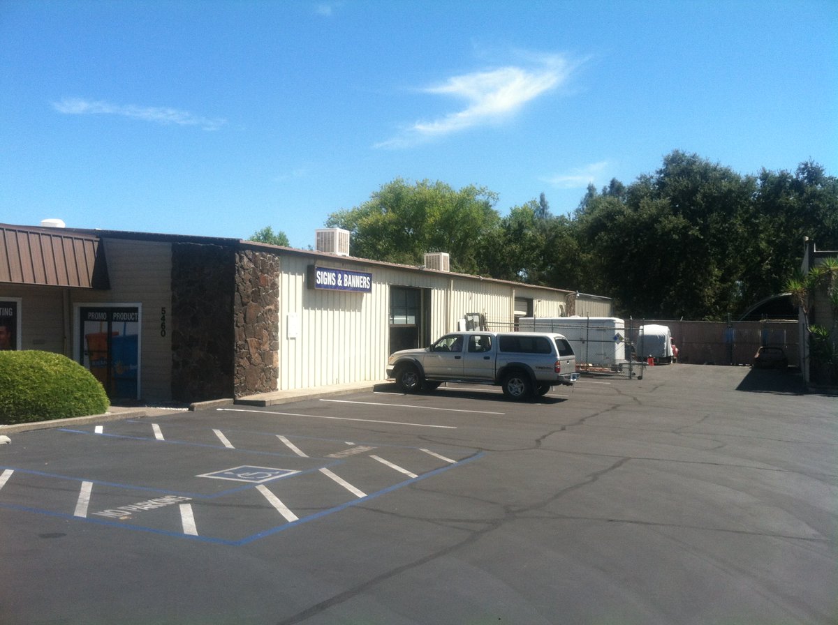 norcalsigns's tweet photo. check out our store in Granite Bay or online!
*Signage *Design *Marketing *Screenprinting *Embroidery

#sacramento #screenprinting #sacra https://t.co/L1ABqmpj9Q