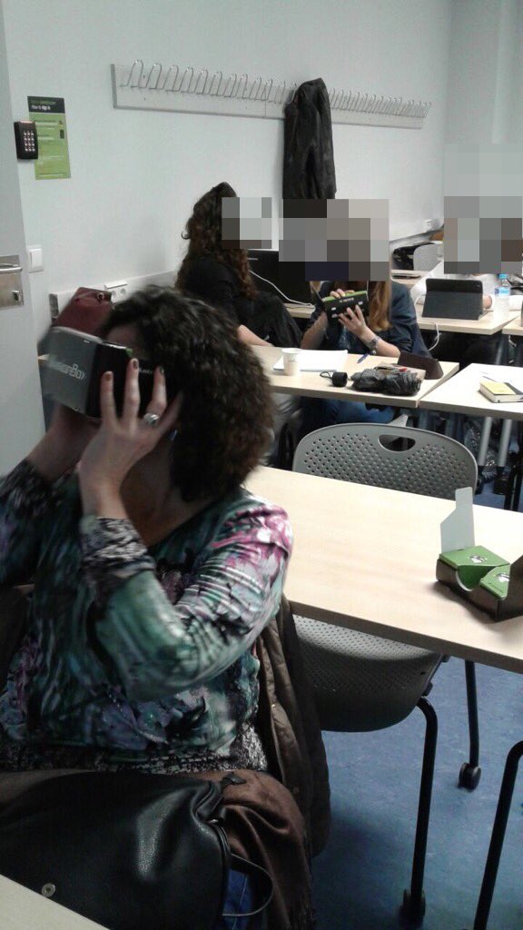 docdiazrod's tweet photo. Dentistry Simulation practice with VR #odontologiauem #innovation #teachingdifferent #simulation @UEuropea @CienciasSaludUE @IllusionBoxVR https://t.co/5xI6ENVUlA