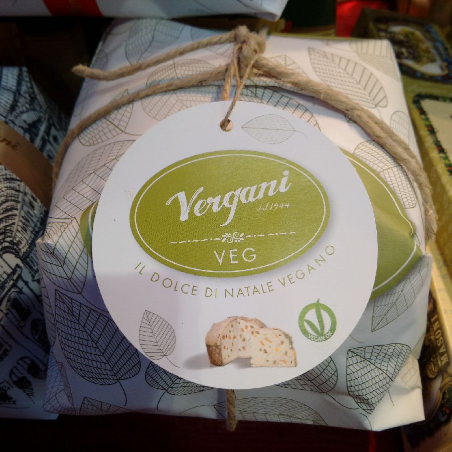 FoodiesDirect's tweet photo. Visit our stall @WMVeganFestival in the marquee outside the main venue on Sat 29 Oct for free samples inc panettone &amp; choc fig salame. https://t.co/onKfVTOsbp