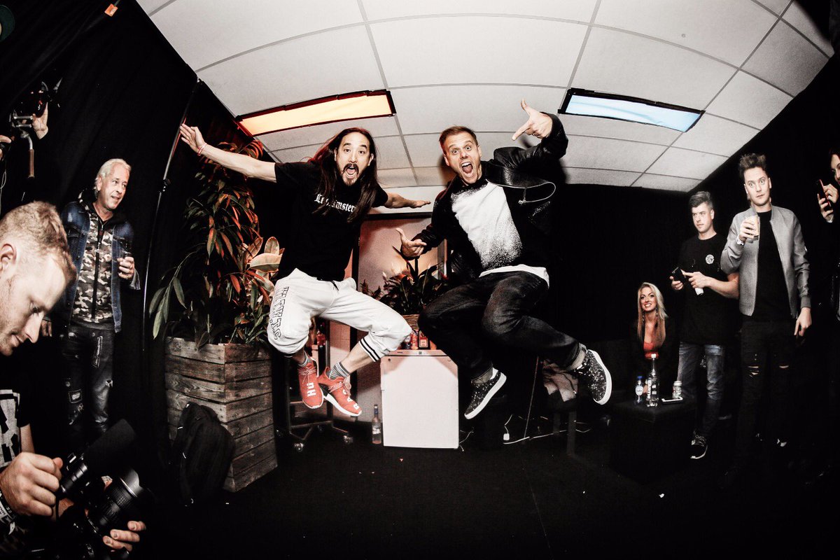 #aokijump #740. The Aoki x @arminvanbuuren #ADE Jump. AMF Arena. Amsterdam Netherlands. October 23, 2016. https://t.co/eziicTvTEa