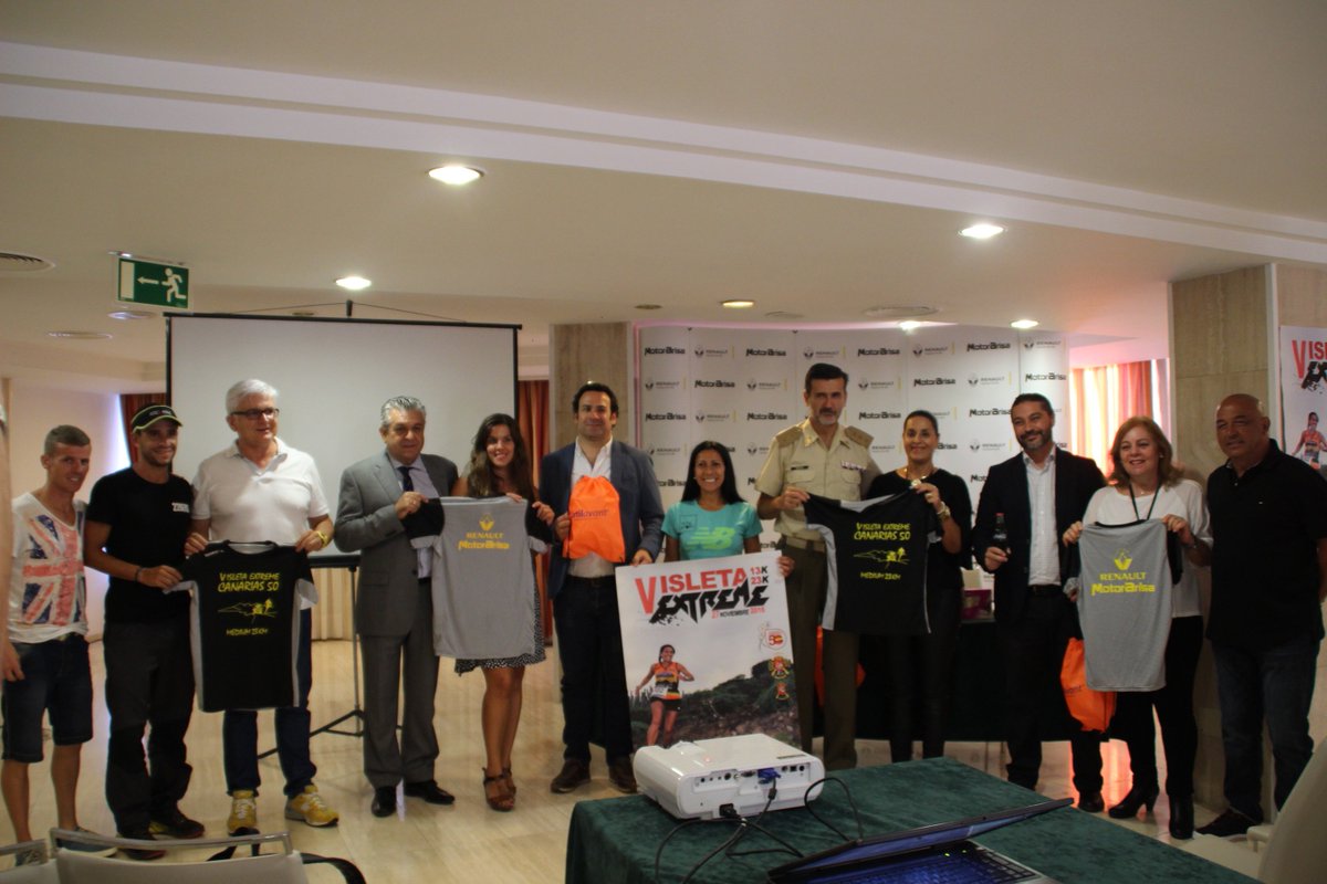 MCANA_ET's tweet photo. Presentación de la V edición de la carrera #trail Isleta Extreme, Regimiento de Infantería Canarias 50 #BRILCAN #GranCanarias https://t.co/5vNK9ep3JX