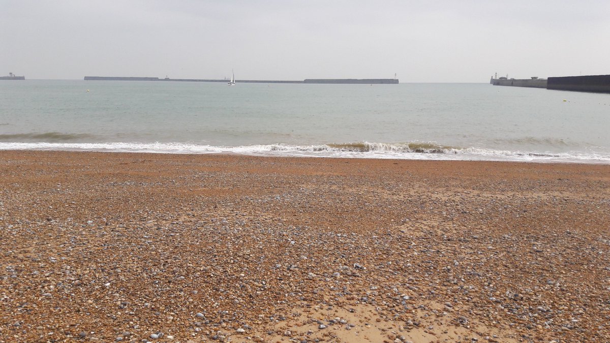 Gathering rocks, sand and seaweeds at the #Dovermarina