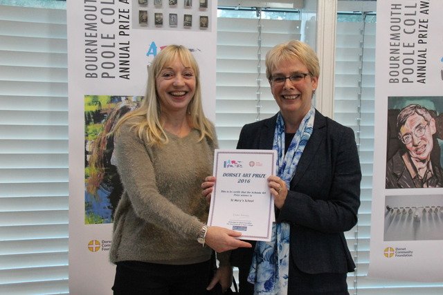 St Mary's Shaftesbury: "Three Major Awards in Dorset Arts Prize" attain.news/n10001 @STMshaftesbury