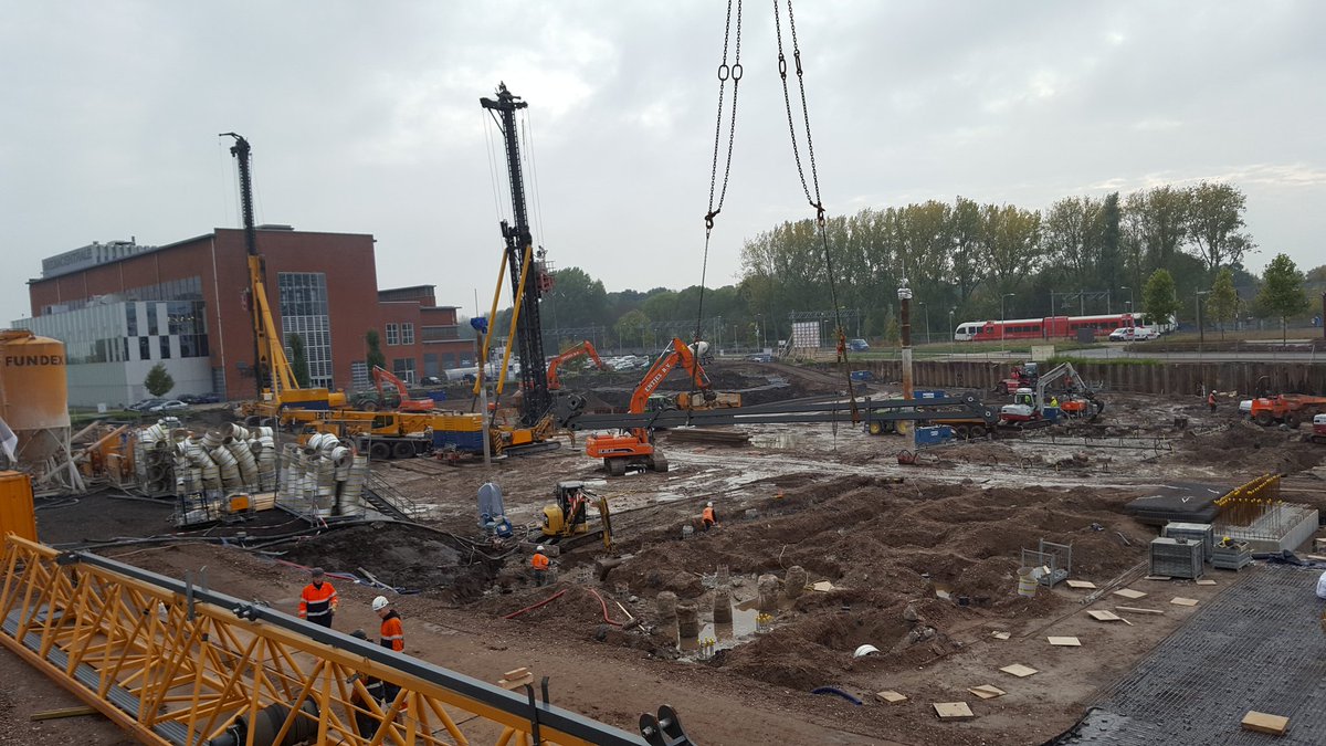 richardlageman's tweet photo. Een maandag vol actie #opbouw1etorenkraan #plegt-vos #leyhoeve #Groningen @Leyhoeve @Plegt_Vos https://t.co/1tCZpIQ5TH