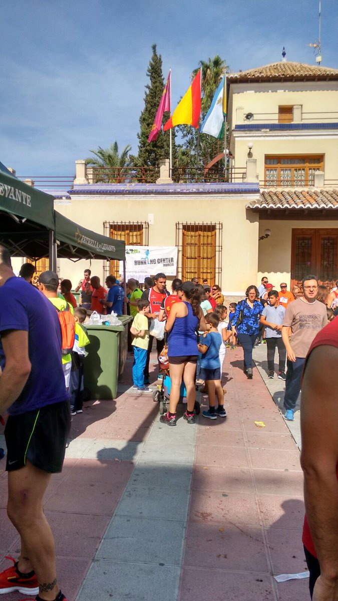 La carrera popular de este fin de semana. Todo un éxito donde disfrutaron desde los más pequeños hasta los más mayores.