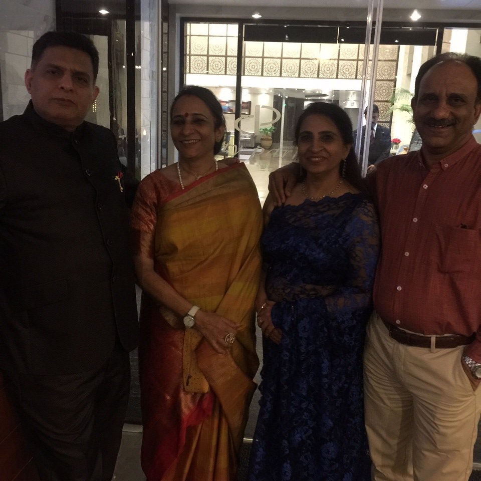 Anitababbar2's tweet photo. Dranitababbar https://t.co/dPfRpnIy24 https://t.co/XwPR3SeWUj