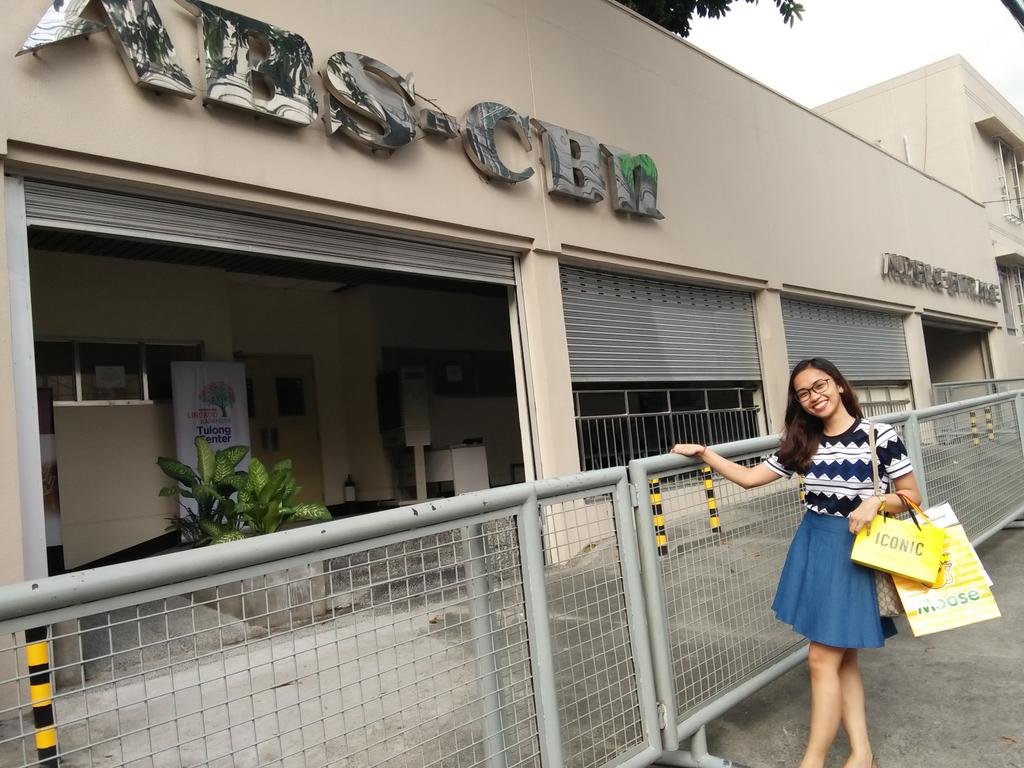 aggiiiiie's tweet photo. Dahil hindi ako nkpag-selfie ky Anne Curtis knina, dito n lng. 😂😊💁💃
#afterwatchingshowtime
#hapitogether 
#showtime https://t.co/1NQB1ZTSqs