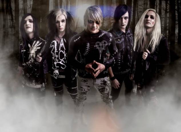 OnRadioBuzz101's tweet photo. RT like #BVB, #EchoBlack #The1975 ? U gonna #ReplayThis! - - > @Farewell_MyLove @tylerblinn Get ready #TheNewEraTour #SocksRockedOFF! https://t.co/JRErLhMOMm