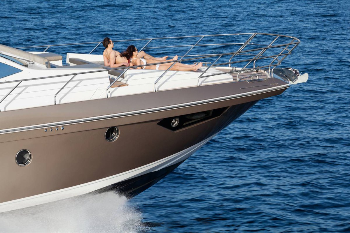 AzimutYachtsHK's tweet photo. #Azimut66 raises the bar for excellence and become the new icon.   You will be amazed from the #moment you step on board! @AzimutYachtsHK https://t.co/SrWqnXbBTO
