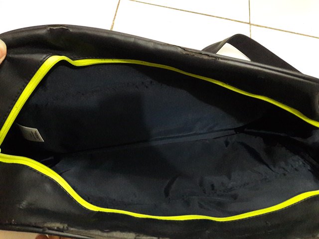 KaosViralDotCom's tweet photo. #WL8
Bag Adidas Real Madrid
Used - VGC
OB 10k
Bid kelipatan 10k https://t.co/pR767AJqnG