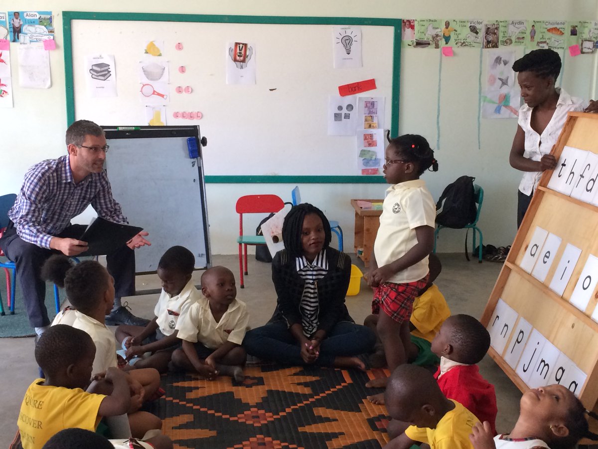 ClarkeJuniorSch's tweet image. Guest lesson by Mr. Sean Clarke, CEO @ClarkeGroup on how 2 spend money wisely, 2 make more money, a.k.a. investments #BuildStrongFoundations