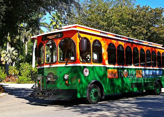 MiamiTrolley's tweet photo. Miami Trolley offers 10 routes...From Midtown shops to Ponce De Leon Blvd.From the Port of Miami to Calle 8!! #miamitrolley #miami https://t.co/XEYYWug755