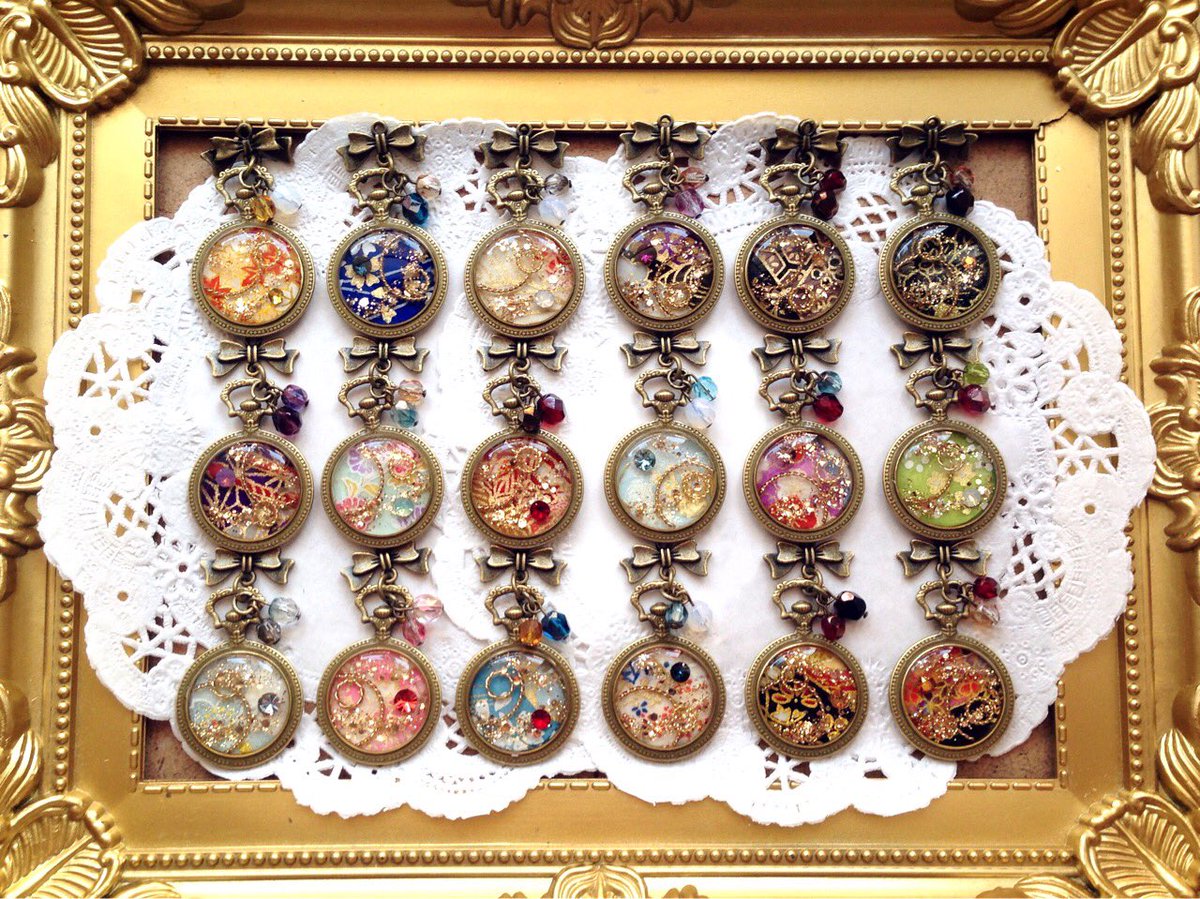 Maya 写真整理してたら懐かしいものが もう1年以上前になるのか 折り紙はまだあるからまた作りたい 限界までレジン盛るの楽しかったです とうらぶ手芸部