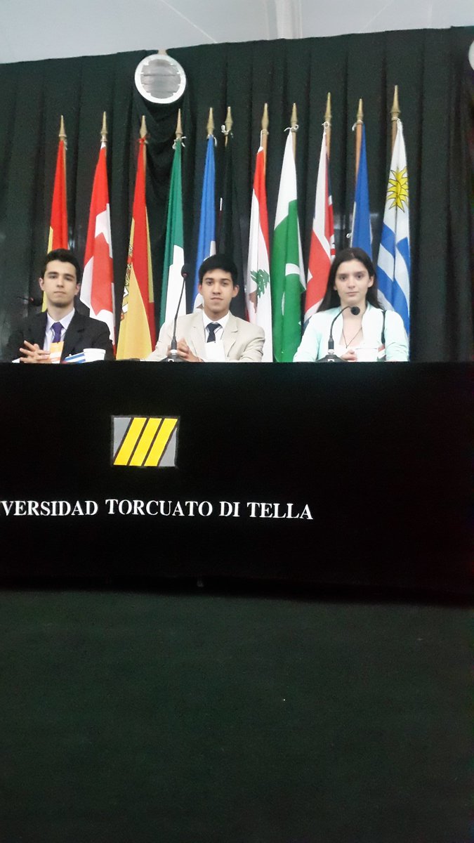 chrisporti1's tweet photo. Mesa de Presidencia toma nota @matutedale @MLeyro @AsConciencia #UM2016 https://t.co/g20sCOSjGn