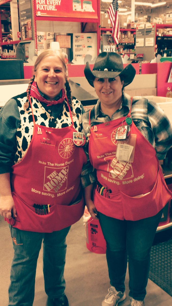 HomeDepot3858's tweet photo. Kicking off #SpiritWeek #MWOct2016 @dcbellah @paulkassabdm https://t.co/oVHSFTCwD6