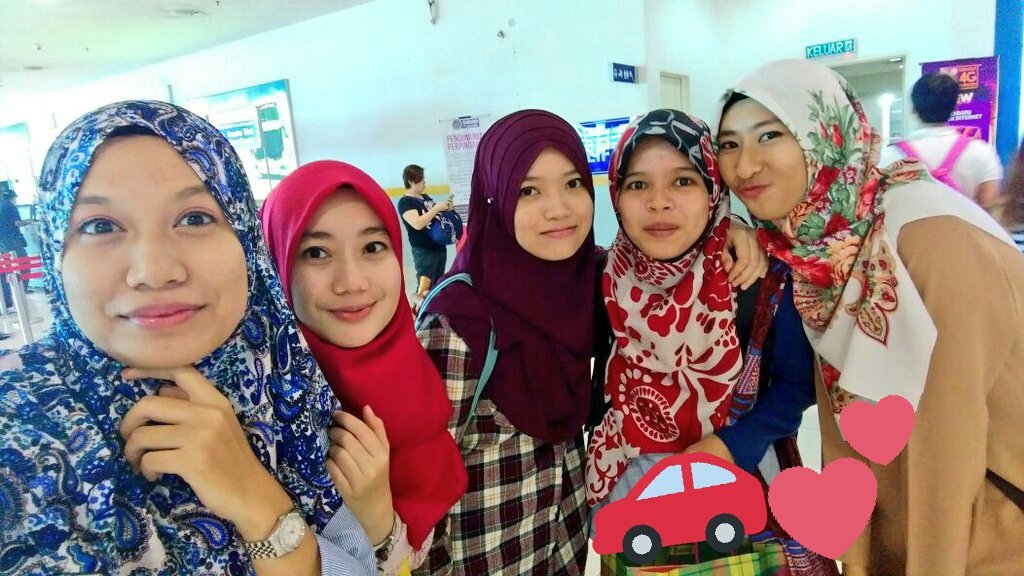 hartiniani06's tweet photo. Thanks for the beautiful moments guysss...love love love https://t.co/rKgJDtWNLE