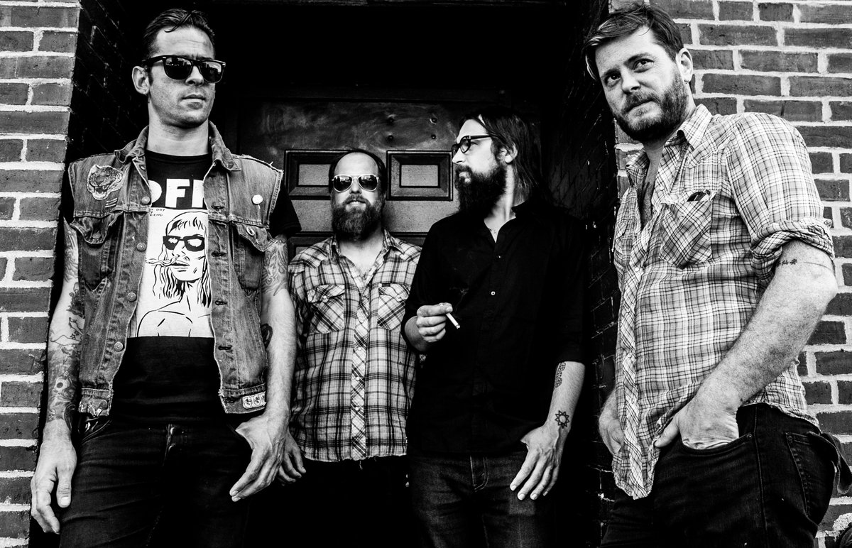 punktastic's tweet image. FEATURE: Planes Mistaken For Stars: "No good heart is alone" punktastic.com/radar/planes-m…