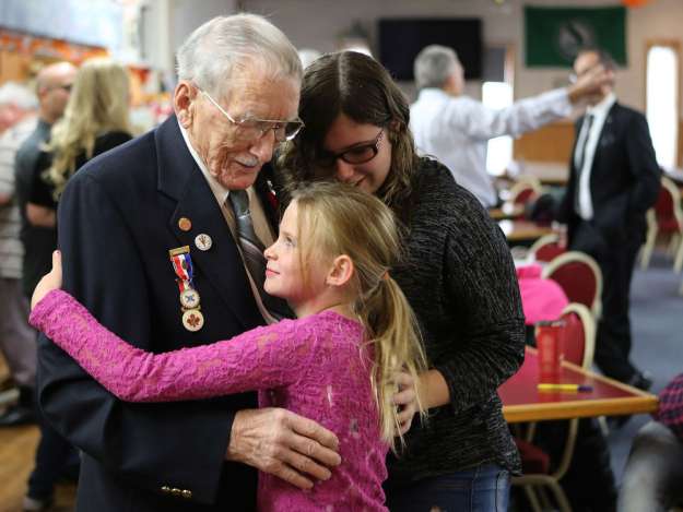 TheStarPhoenix's tweet photo. 92-year-old Saskatoon man recognized as world's oldest plumber https://t.co/zt2jXDRcwk https://t.co/lN8Iou4zaI