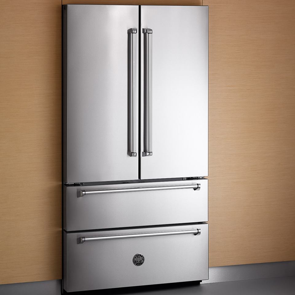 #Bertazzoni Italia has an amazing double freezer drawer in this #StainlessRefrigerator model