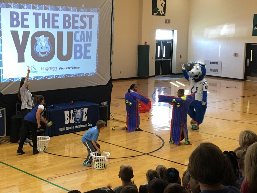 Words are powerful! Blue taught students their words stick! #GiveCompliments #YouMakeADifference #OrioleTweets