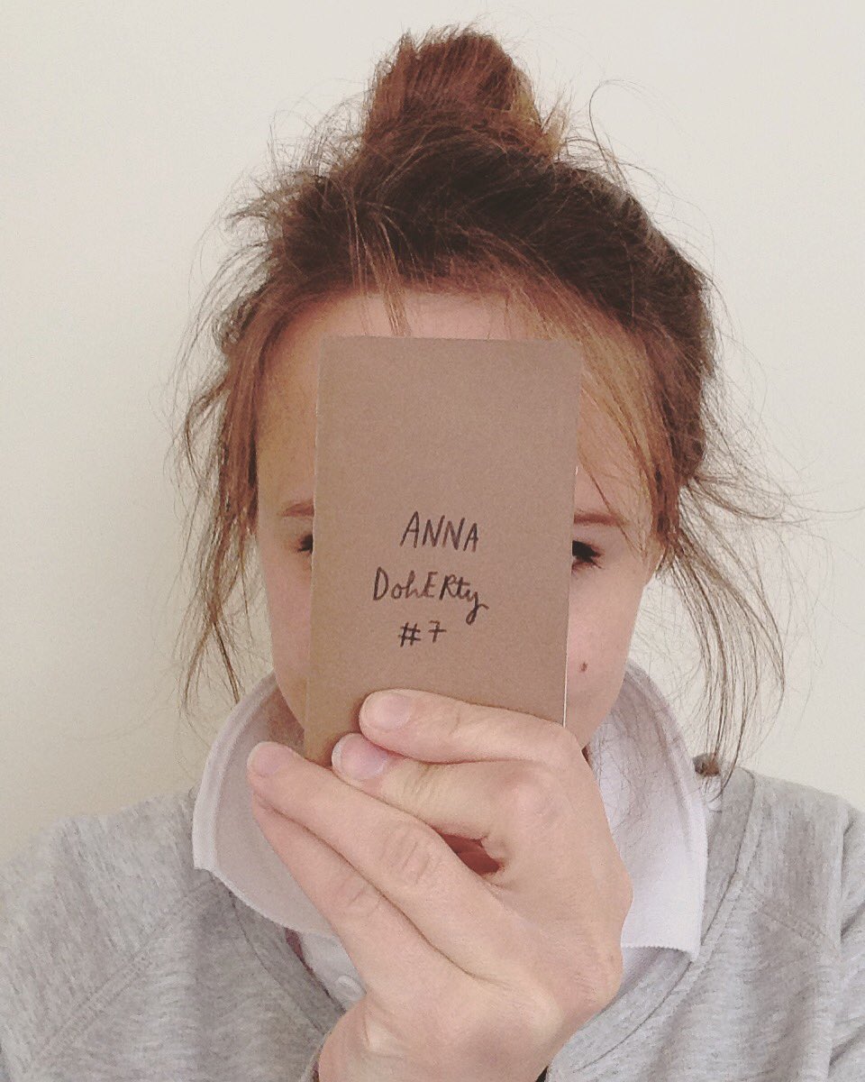 AnnaDohertyIllu's tweet photo. I can't cope with how much I love this tiny tiny sketchbook
#sosmall #sosotiny #babysketchbook #tinyillustrations https://t.co/aicMNf5f8G