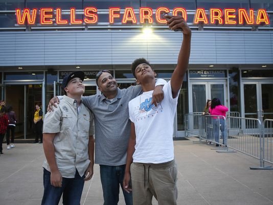 SYZYGY_NY's tweet image. Iowa millennials not as narcissistic as rest of U.S. #EgoTech #ICYMI desmoinesregister.com/story/life/201…