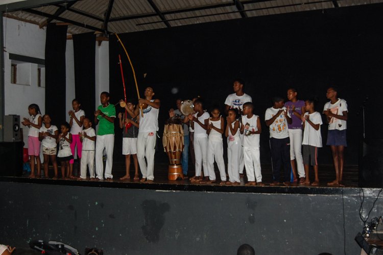 SodadeSNicolau's tweet photo. #SODADE #SÃONICOLAU #CABOVERDE
#Kapú_kayla
Micro-empresas #projeto_Sodade
Actividade #Capoeira #Dança #Teatro e #Canto https://t.co/f7nmxiAoVQ