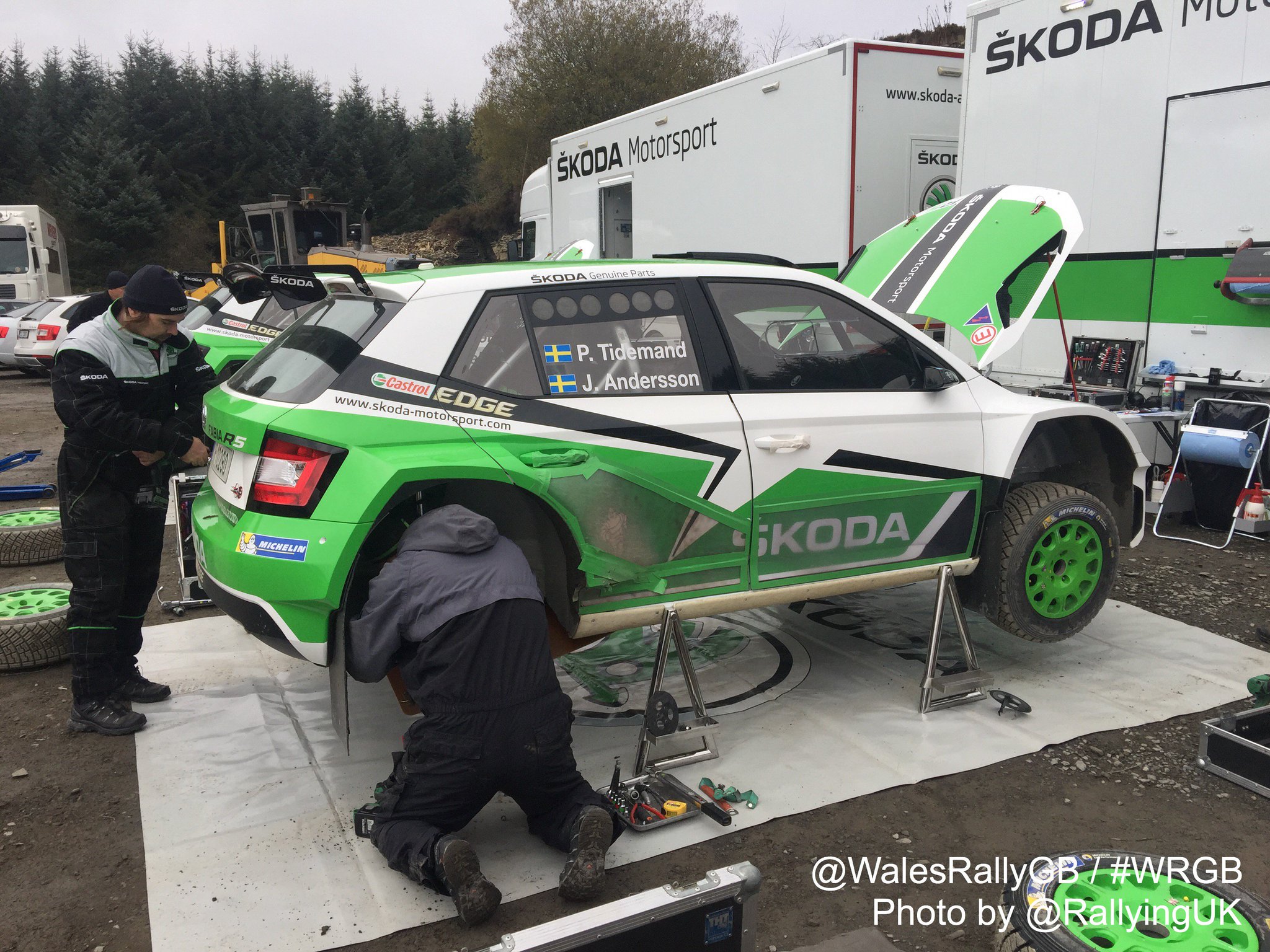 WRC: DayInsure Wales Rally GB [27-30 Octubre] - Página 2 Cvigaa_XYAADgt4