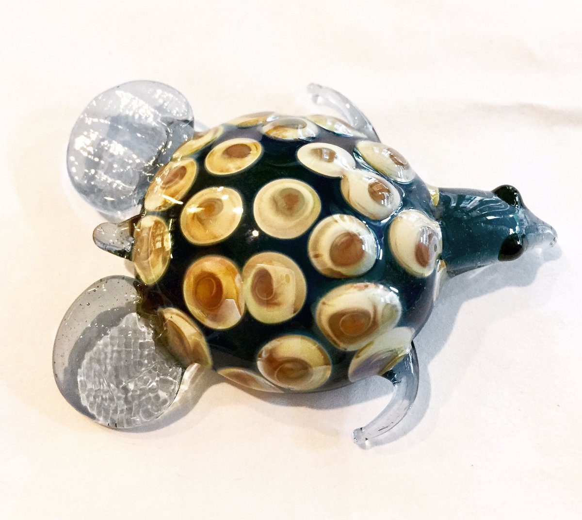 gerbeglass's tweet photo. Rough #Monday? Moving like a 🐢?It's ok to take it slowly. Just ask this little cutie. #ThinkGlass #mondaymotivation #turtles #glass #LovePGH https://t.co/m1y6VzMXSO