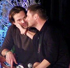 yui_aya_miu's tweet photo. GN ^ ^ my #SPNFamily #AKF #YANA #LYF #iae ❤️❤️
@WendyBlondepuma 
@lovespnecb 
@demon_heart_spn 
@sminu7 
#J2 U r my everything LOVE u guys❤️ https://t.co/y3HgKWA3z1