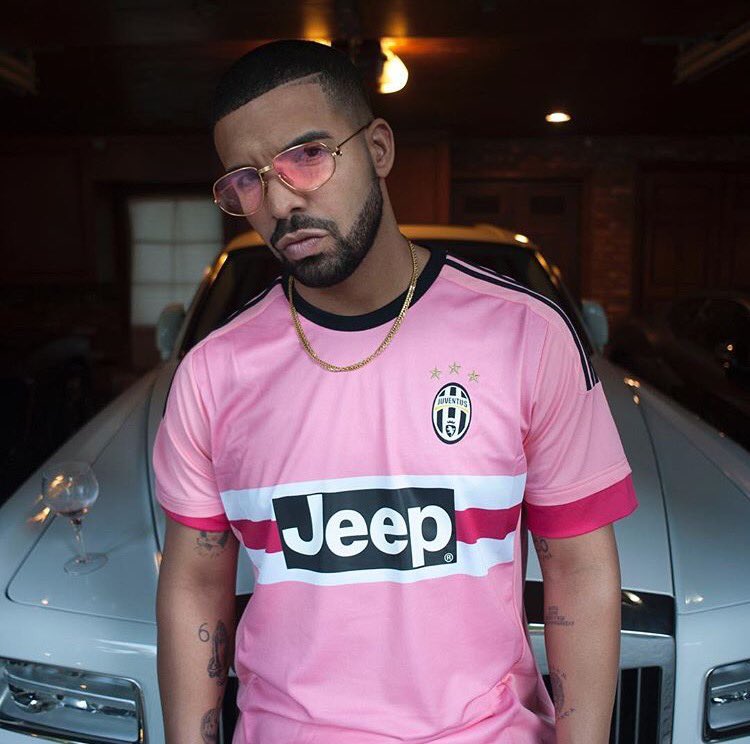 hi__imSAMAR's tweet photo. Stop acting like today is just another normal day....a legend was born today @Drake happy birthday ๐ #stephyear https://t.co/GzAW0AQ8hL