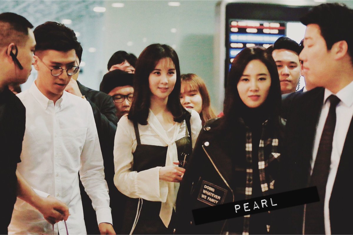 Alice930605's tweet photo. #서현 #Seohyun 161024 Shenzhen airport preview https://t.co/qiCyIfdK3T